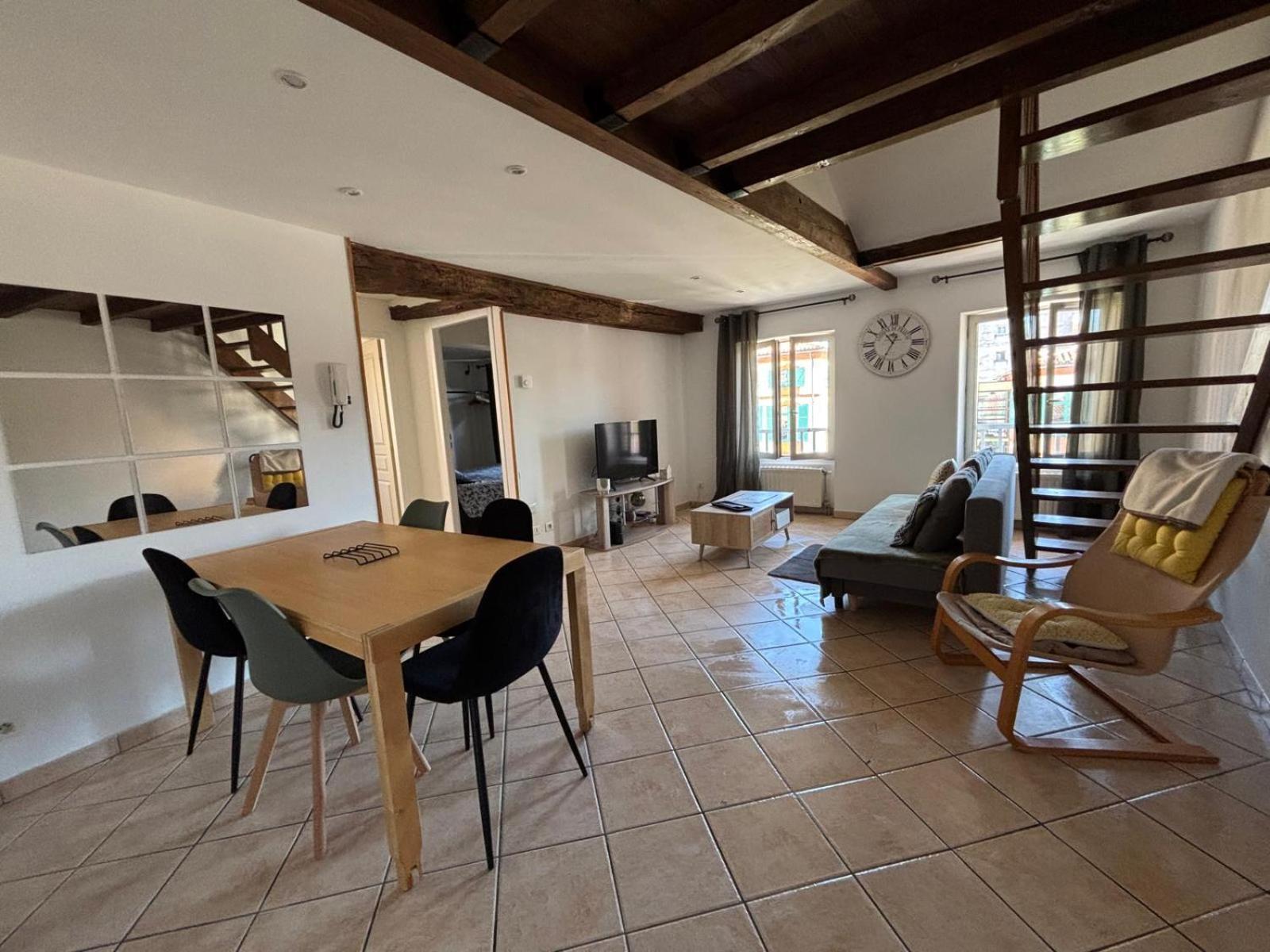 Appartement Cosy En Centre Ville Montauban Esterno foto